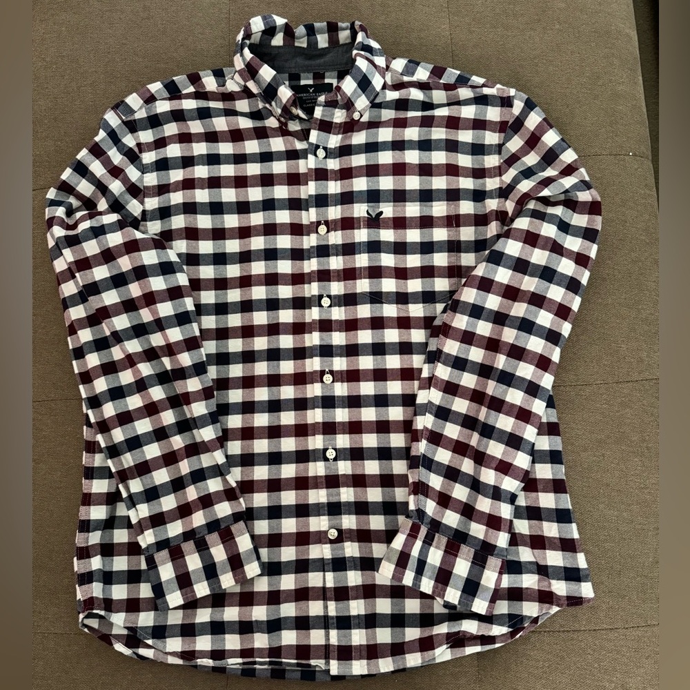 American Eagle mens long sleeve shirt